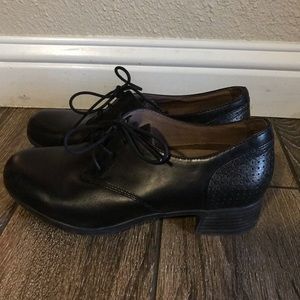 Dansko Lace Up Heals
